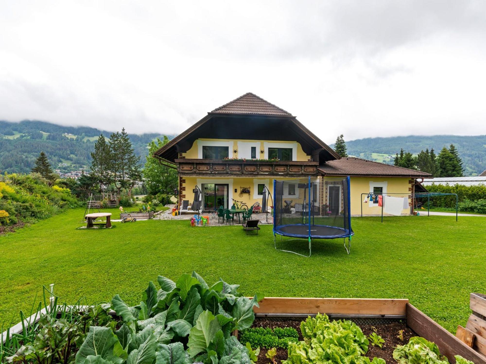 Spacious Apartment In Katschberg Sankt Michael im Lungau Exterior photo