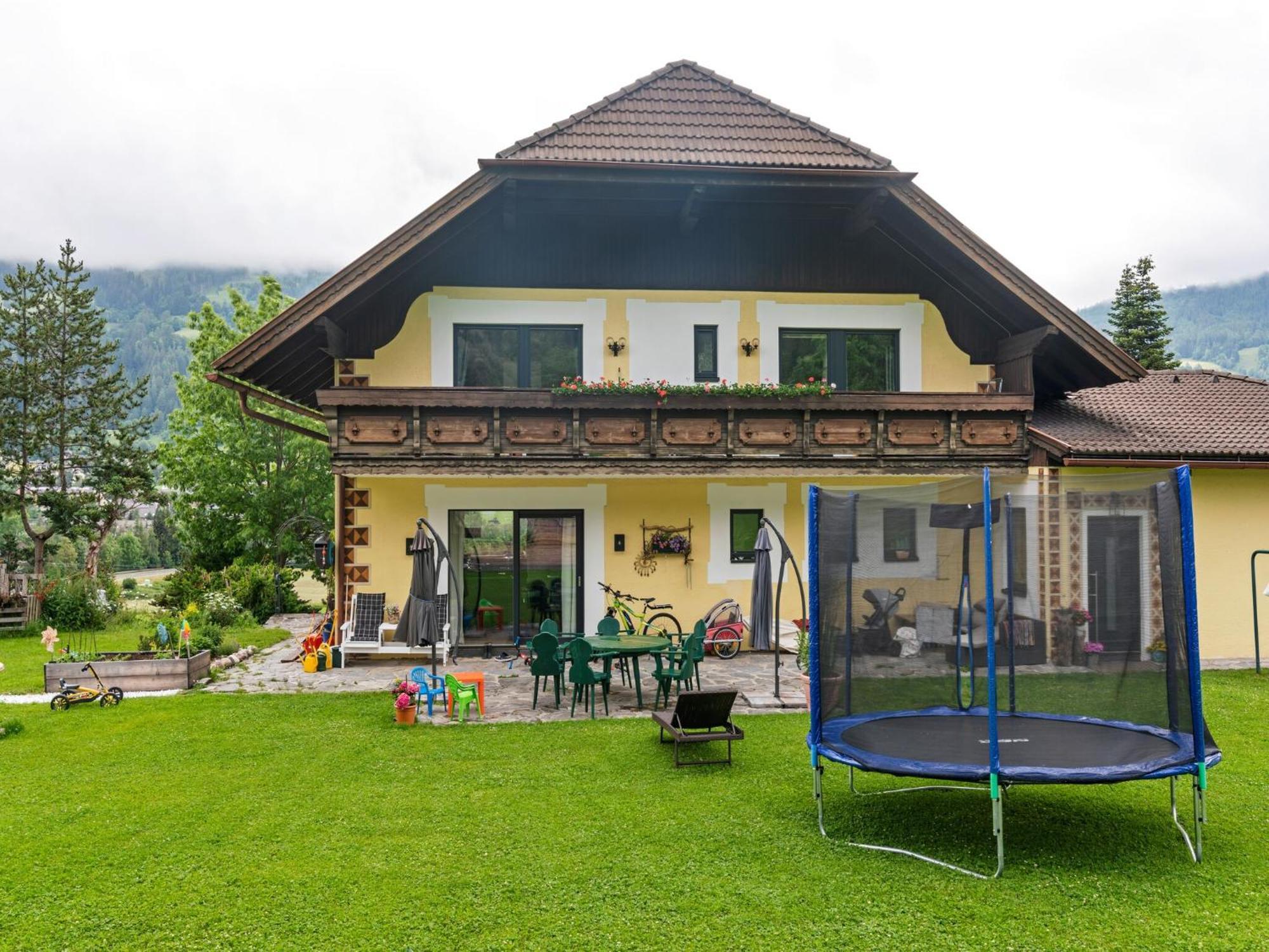 Spacious Apartment In Katschberg Sankt Michael im Lungau Exterior photo