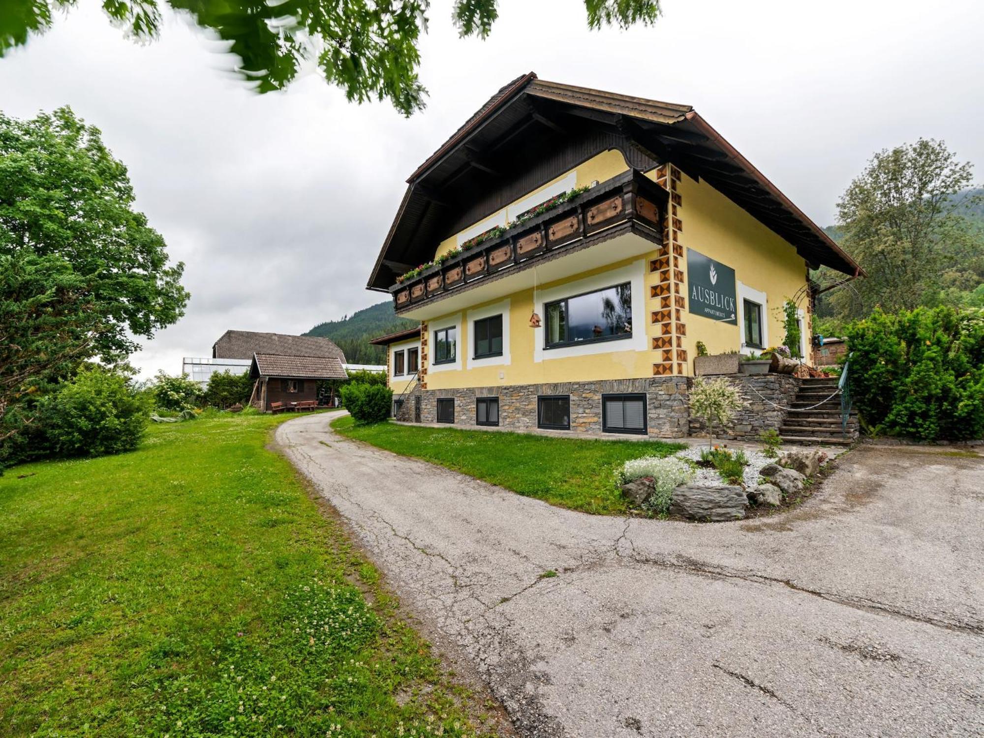 Spacious Apartment In Katschberg Sankt Michael im Lungau Exterior photo